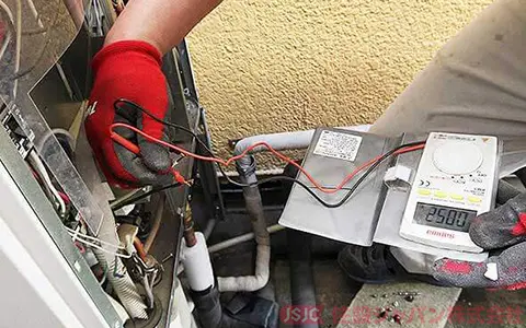 既存エコキュートの電気配線の取り外し2