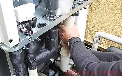ヒートポンプユニット配管の接続10