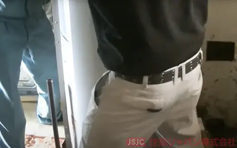 既存電気温水器の取り外し工事